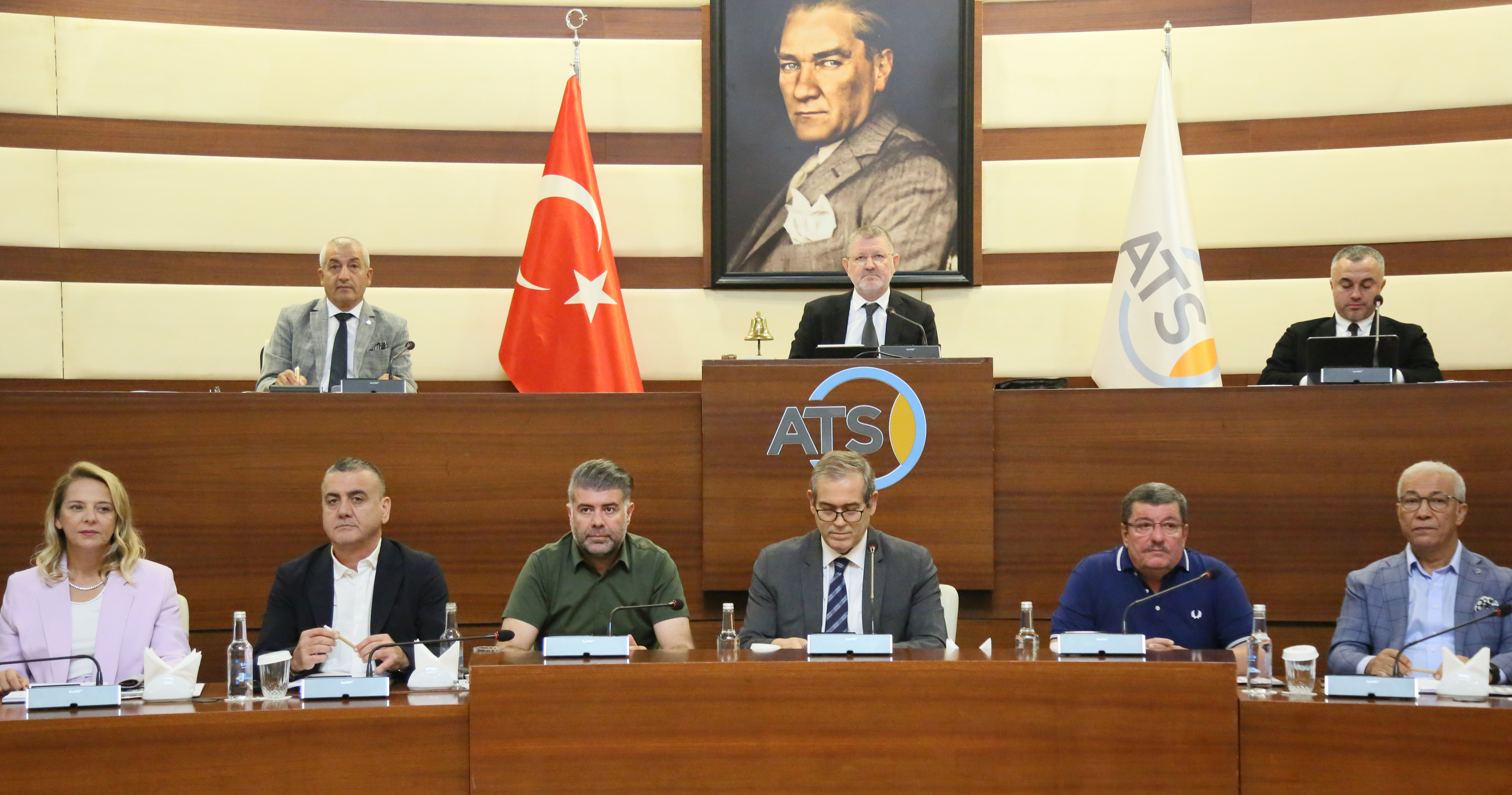 ATSO'da 'Komite Kararı' Tartışması